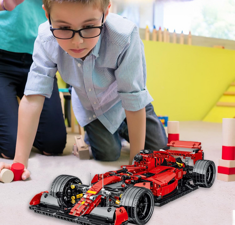 Particular F1 Race Car Building Blocks Bricks With Remote Control 1200 pcs